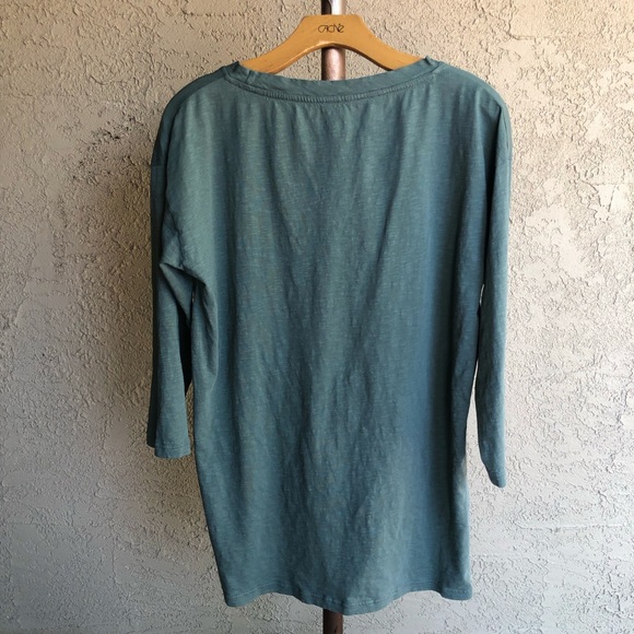 Garnet Hill Sage Green 3/4 Sleeve Blouse with Ruched Side Size M - Picture 2 of 3